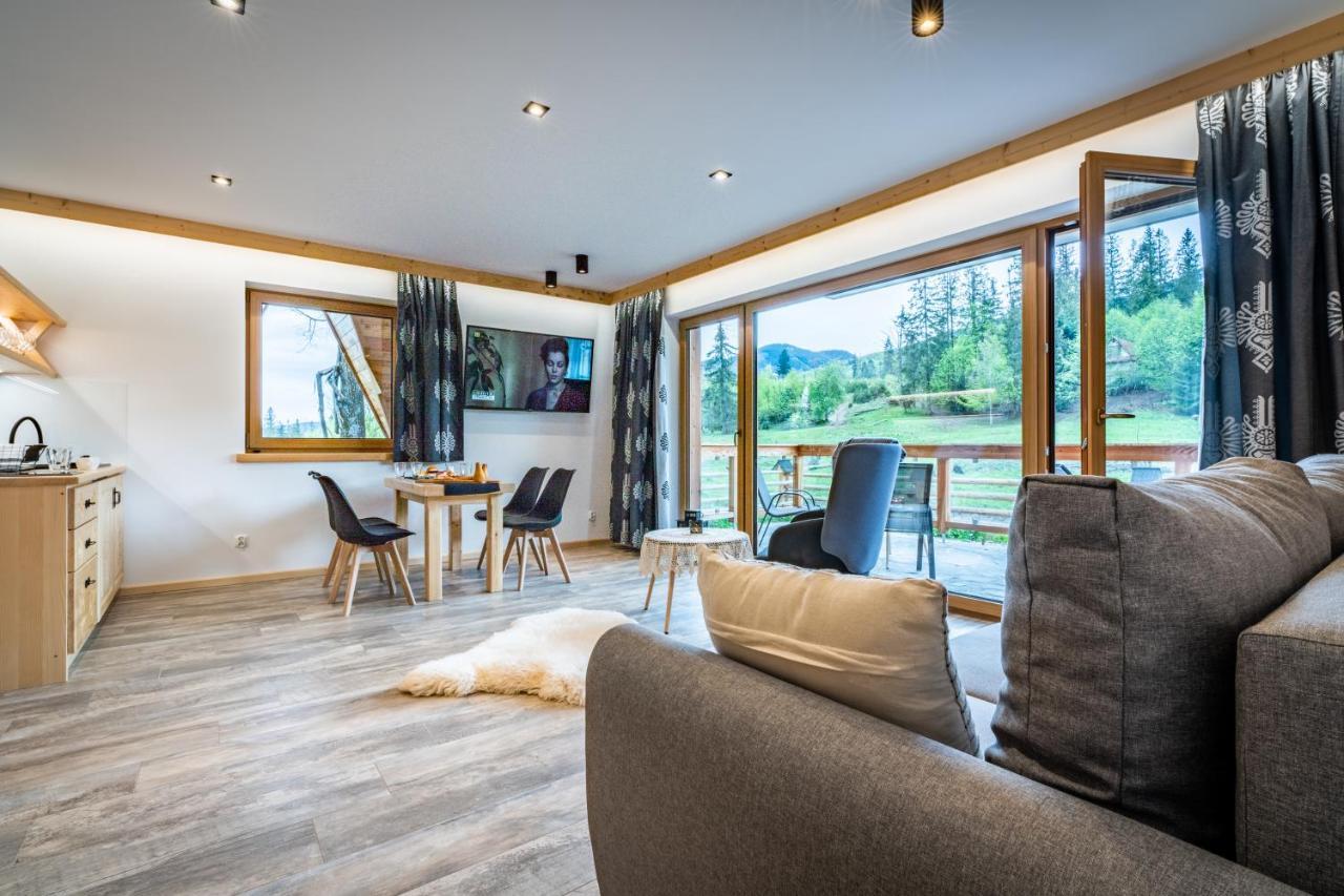 Bialy Mis Art & Design Apartment