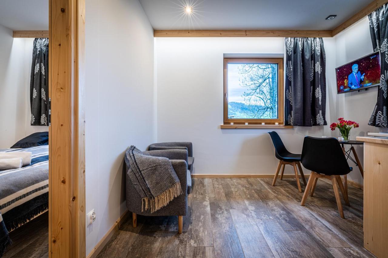 Apartment Bialy Mis Art & Design
