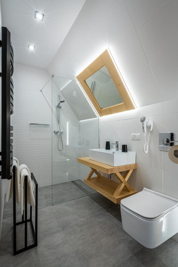 Bialy Mis Art & Design Apartment *